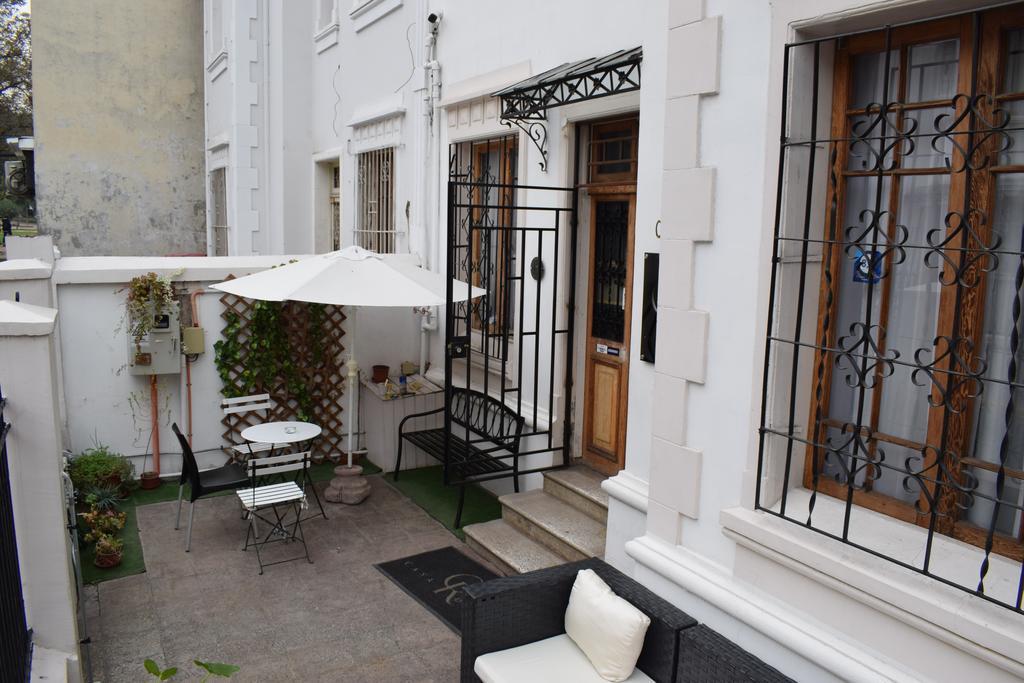 Casa Roble Hostal Boutique Сантьяго Экстерьер фото