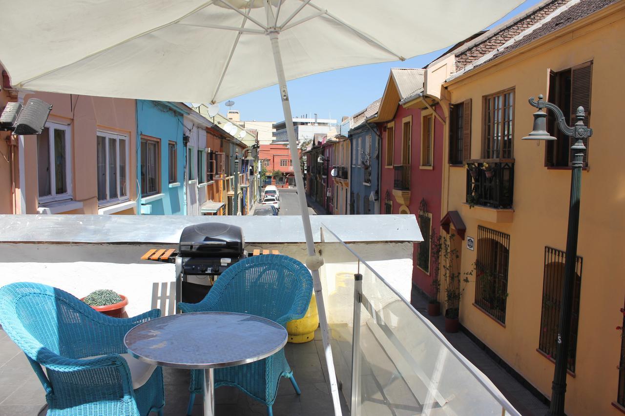 Casa Roble Hostal Boutique Сантьяго Экстерьер фото