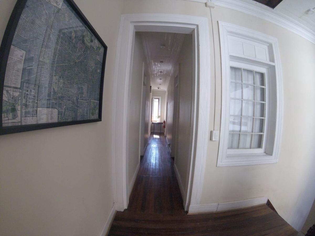 Casa Roble Hostal Boutique Сантьяго Экстерьер фото