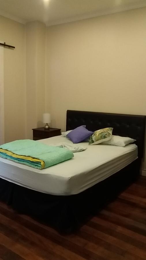 Casa Roble Hostal Boutique Сантьяго Экстерьер фото