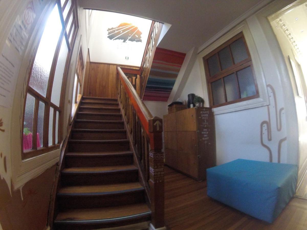 Casa Roble Hostal Boutique Сантьяго Экстерьер фото