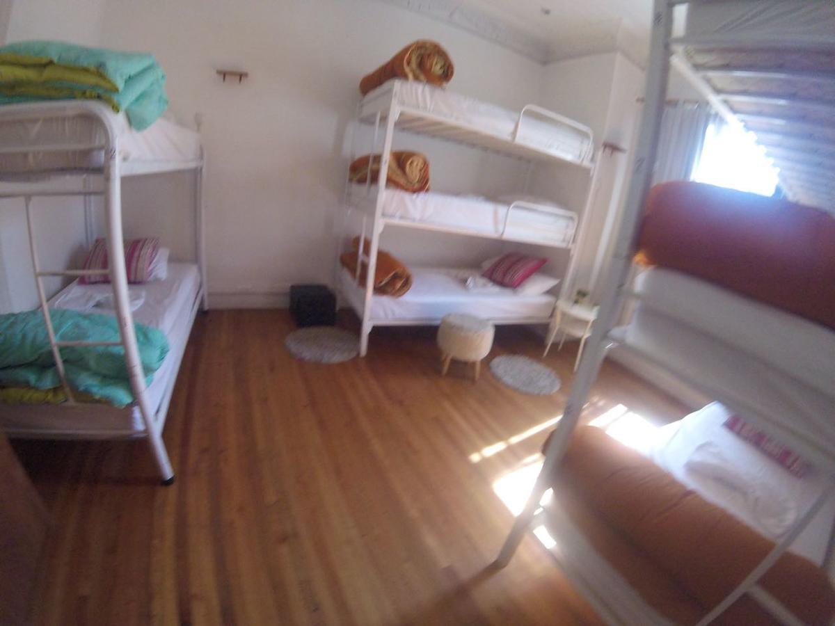 Casa Roble Hostal Boutique Сантьяго Экстерьер фото